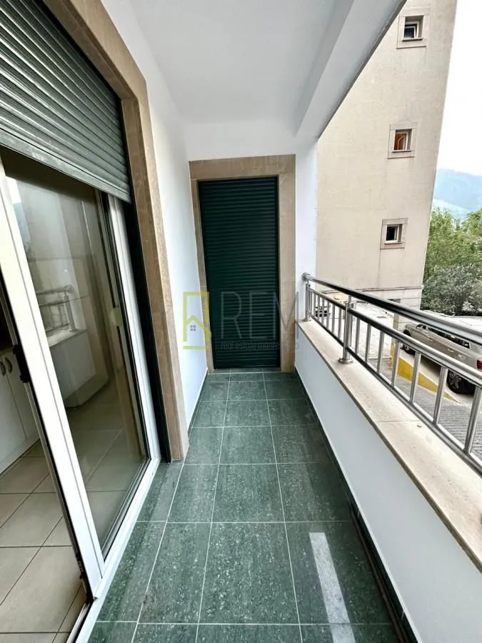 Prodaja, jednosoban stan, 44m², Dobrota, Kotor