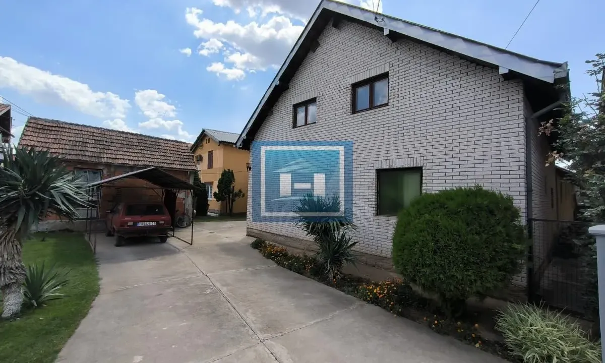 Prodaja, kuća, 250m², Ćuprija, Srbija