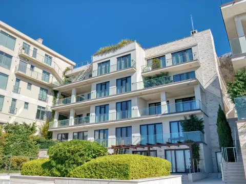 Sale, two bedroom apartment, 131m², Rijeka Reževići, Budva - image 5