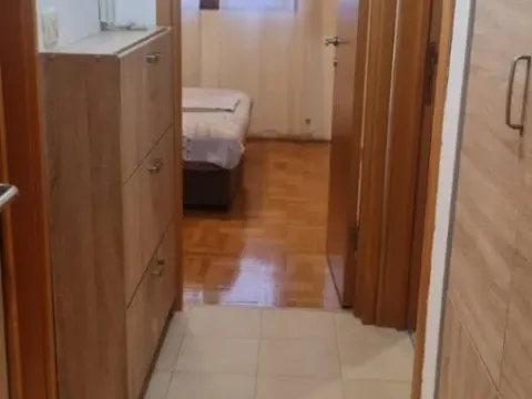 Prodaja, jednosoban stan, 41m², Stari Aerodrom, Podgorica - image 5