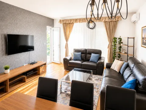 Izdavanje, jednosoban stan, 51m², Zagorič, Podgorica - image 2