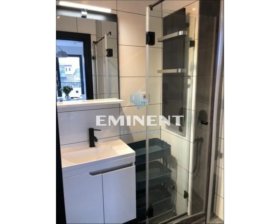 Rent, two bedroom apartment, 43m², Stari Grad, Beograd