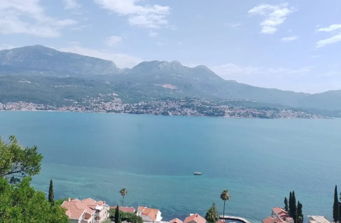 Prodaja, plac, 1500m², Njivice, Herceg Novi