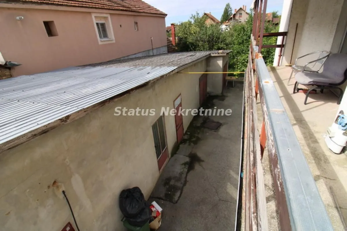 Prodaja, kuća, 170m², Kać, Novi Sad Sve Podlokacije