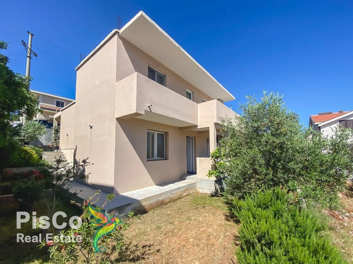 Prodaja, četvorosoban stan, 160m², Tivat, Crna Gora
