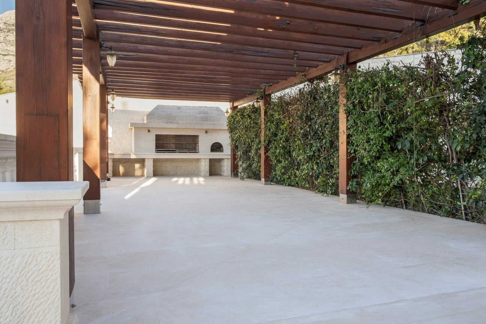 Sale, house, 470m², Reževići, Budva