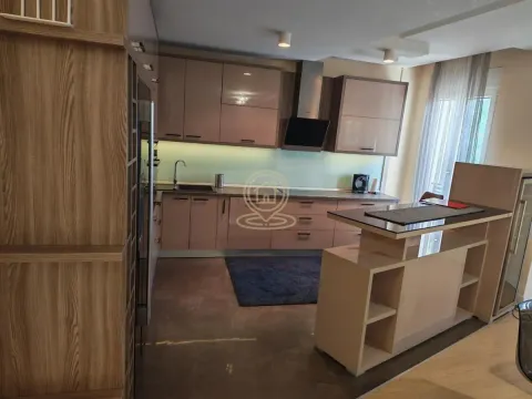 Rent, four bedroom apartment, 180m², Vračar Hram, Vračar Sve Podlokacije - image 4