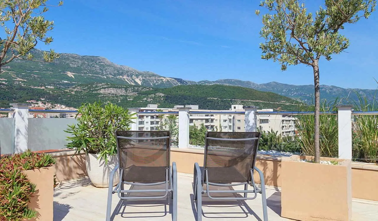 Prodaja, trosoban stan, 85m², Centar, Budva