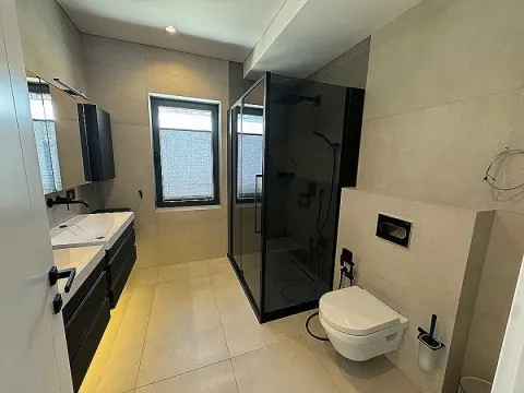 Prodaja, kuća, 200m², Kavač, Kotor - image 9