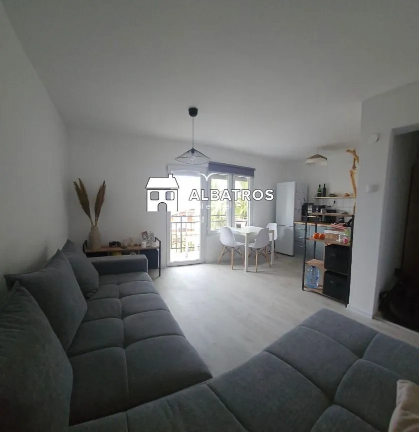 Prodaja, dvosoban stan, 42m², Šušanj, Bar