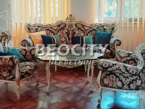 Izdavanje, trosoban stan, 58m², Stari grad, Novi Sad