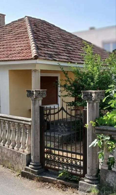 Sale, house, 94m², Zaljevo, Bar