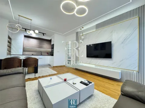 Izdavanje, dvosoban stan, 65m², City Kej, Podgorica - image 2