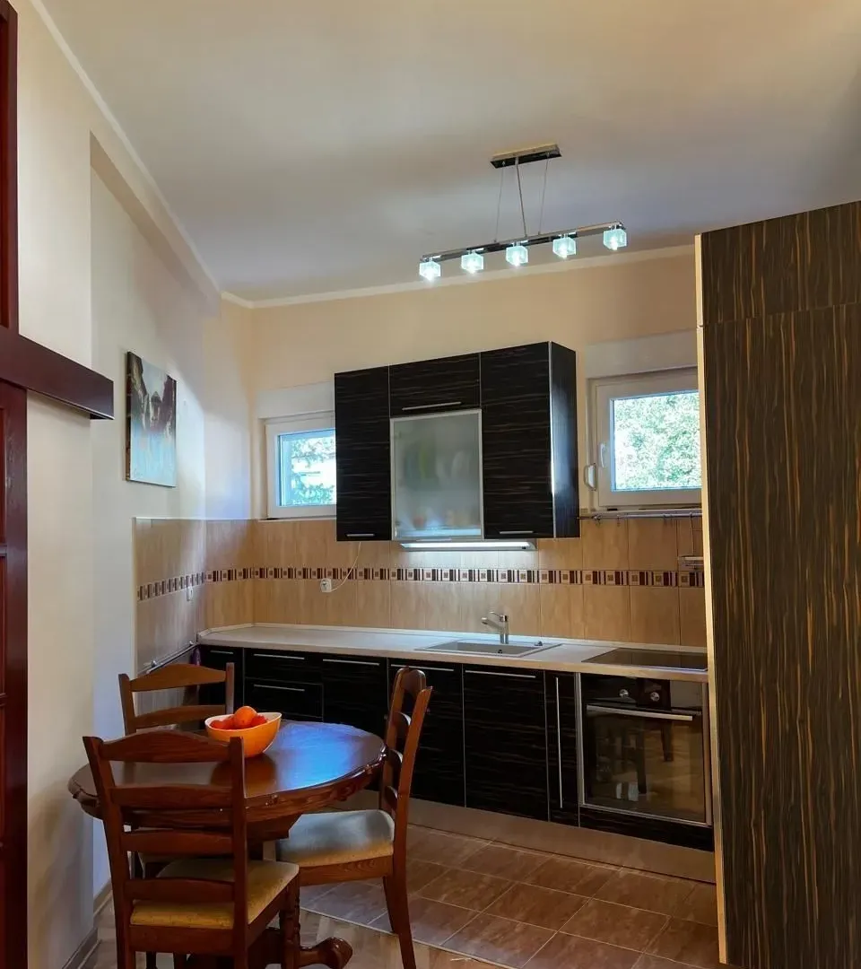 Prodaja, dvosoban stan, 73m², Đenovići, Herceg Novi