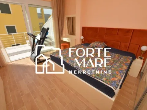 Sale, two bedroom apartment, 66m², Đenovići, Herceg Novi - image 3