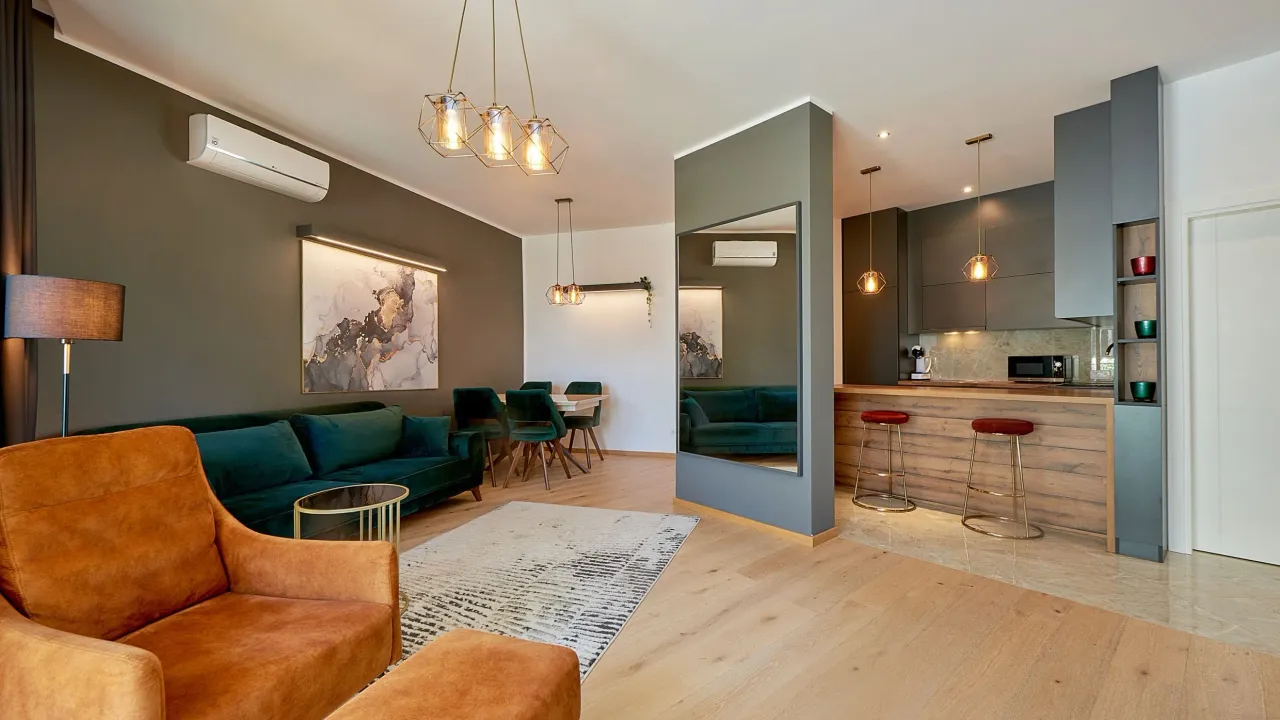 Daily-rent, three bedroom apartment, 79m², Bečići, Budva