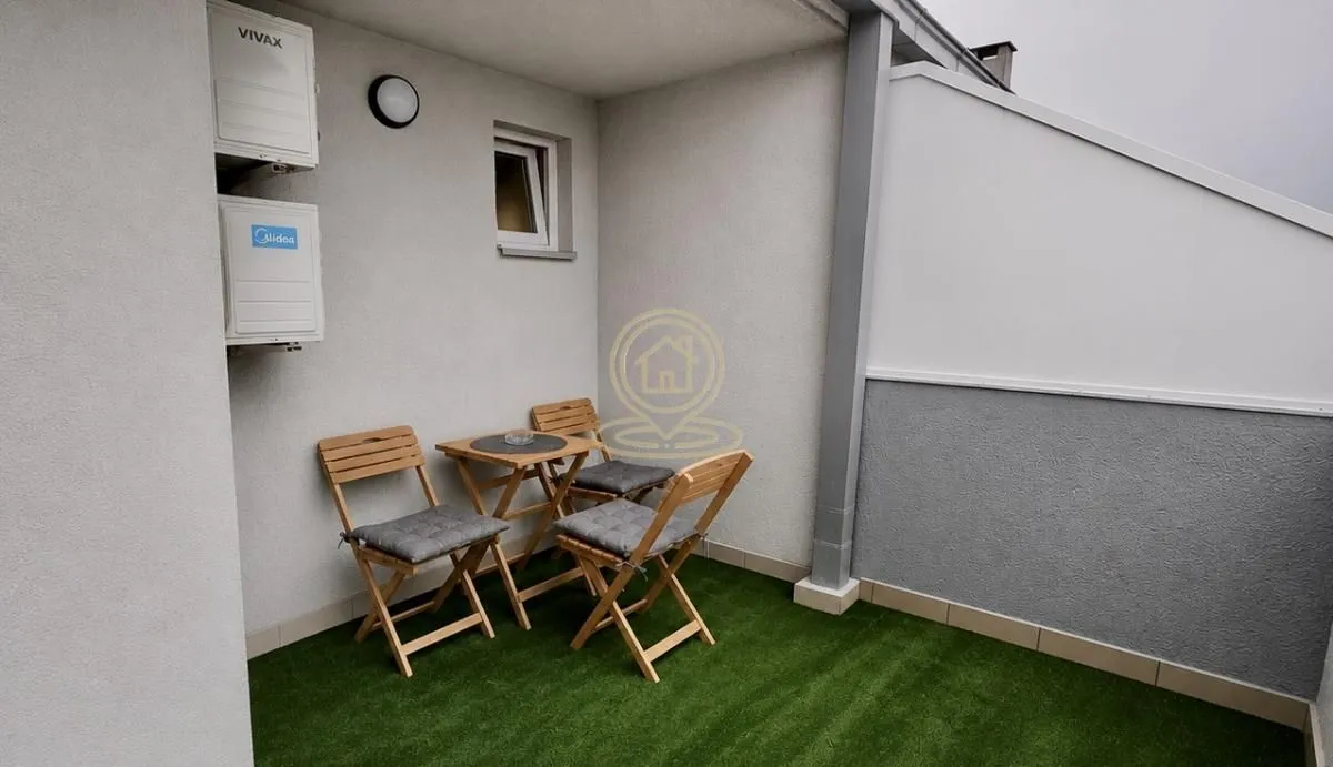 Prodaja, trosoban stan, 75m², Medijana, Niš