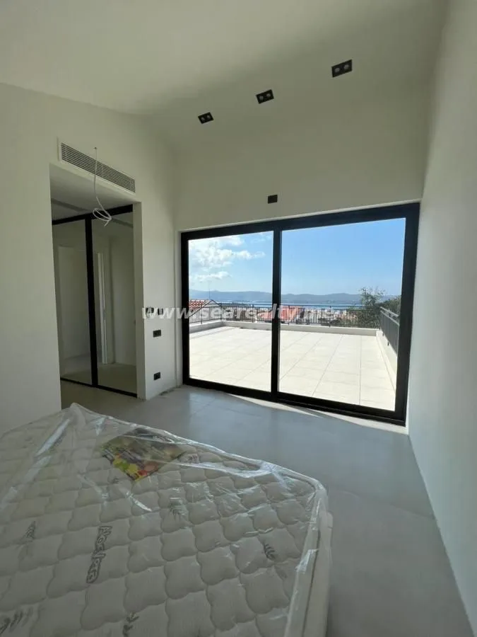 Prodaja, kuća, 273m², Tivat, Crna Gora