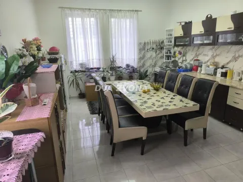Prodaja, trosoban stan, 73m², Bečej, Novi Sad - image 2