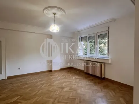 Izdavanje, trosoban stan, 86m², Savski Venac, Beograd - image 2