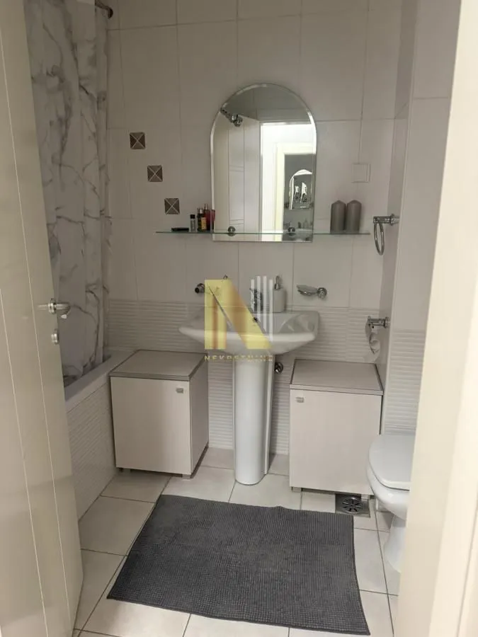 Izdavanje, dvosoban stan, 38m², Grbavica, Novi Sad Sve Podlokacije