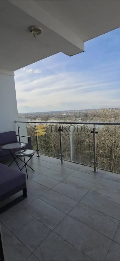 Prodaja, četvorosoban stan, 114m², Sremska Kamenica, Petrovaradin