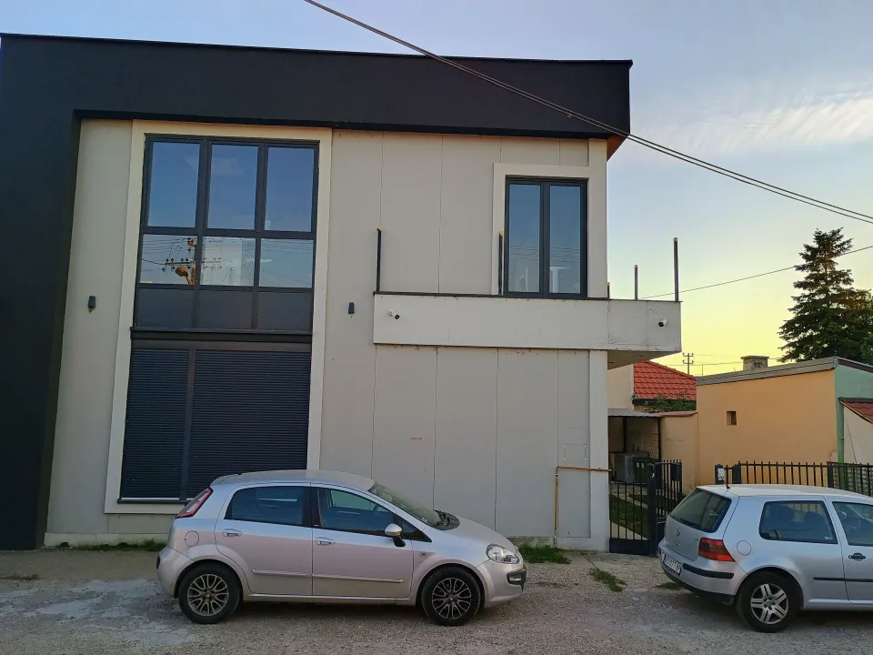 Rent, office space, 300m², Telep, Novi Sad Sve Podlokacije