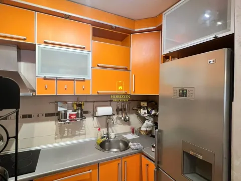 Prodaja, dvosoban stan, 70m², Stari Aerodrom, Podgorica - image 6