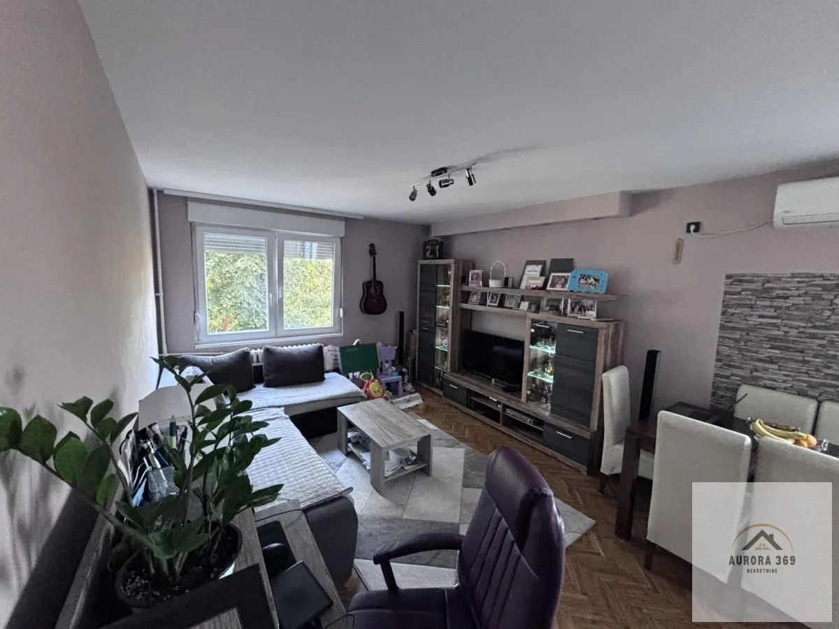 Prodaja, dvosoban stan, 46m², Železnička Stanica, Novi Sad Sve Podlokacije