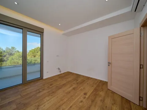 Sale, two bedroom apartment, 111m², Mrčevac, Tivat - image 10