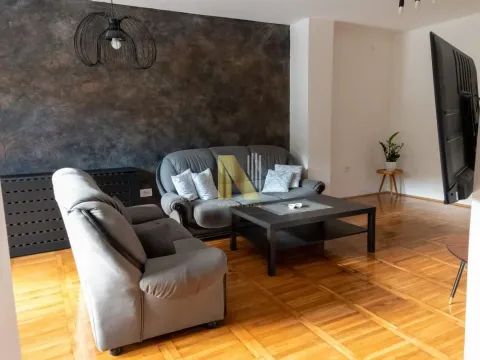 Izdavanje, kuća, 300m², Beočin, Srbija - image 18