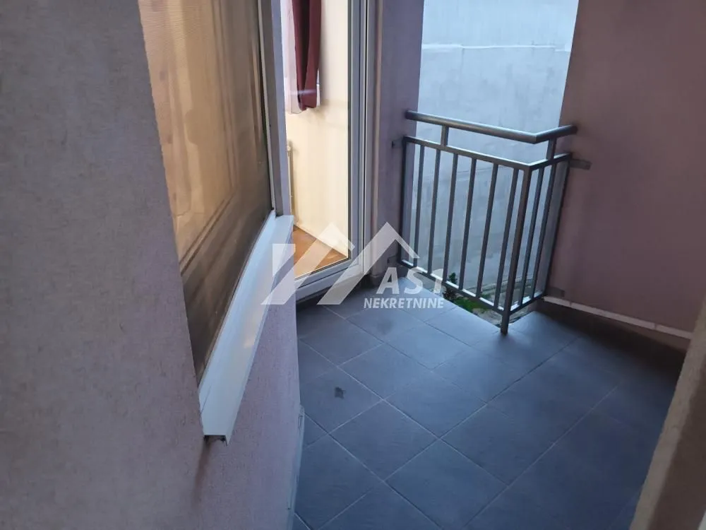 Izdavanje, dvosoban stan, 50m², Novi Sad Sve Podlokacije, Novi Sad