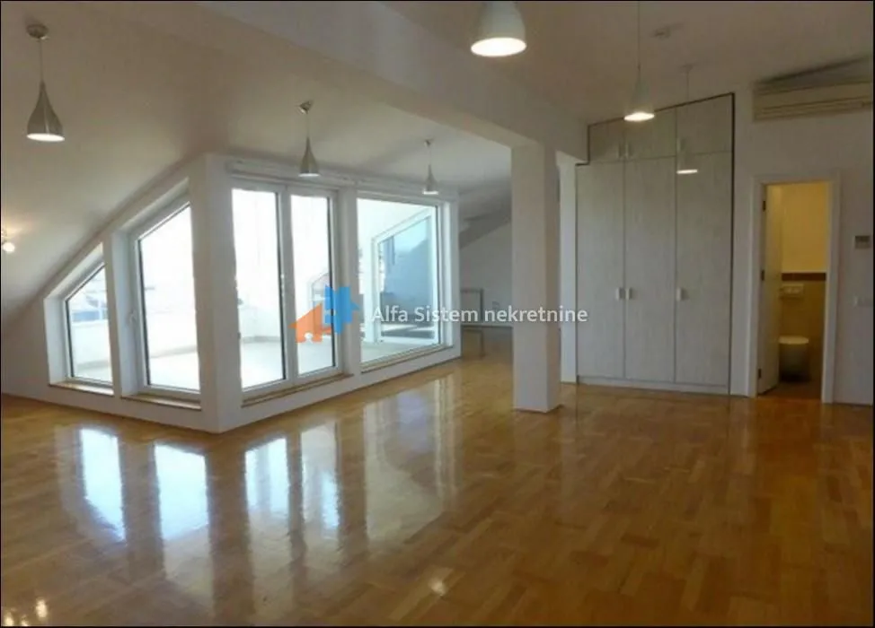 Rent, three bedroom apartment, 170m², Vračar Sve Podlokacije, Beograd