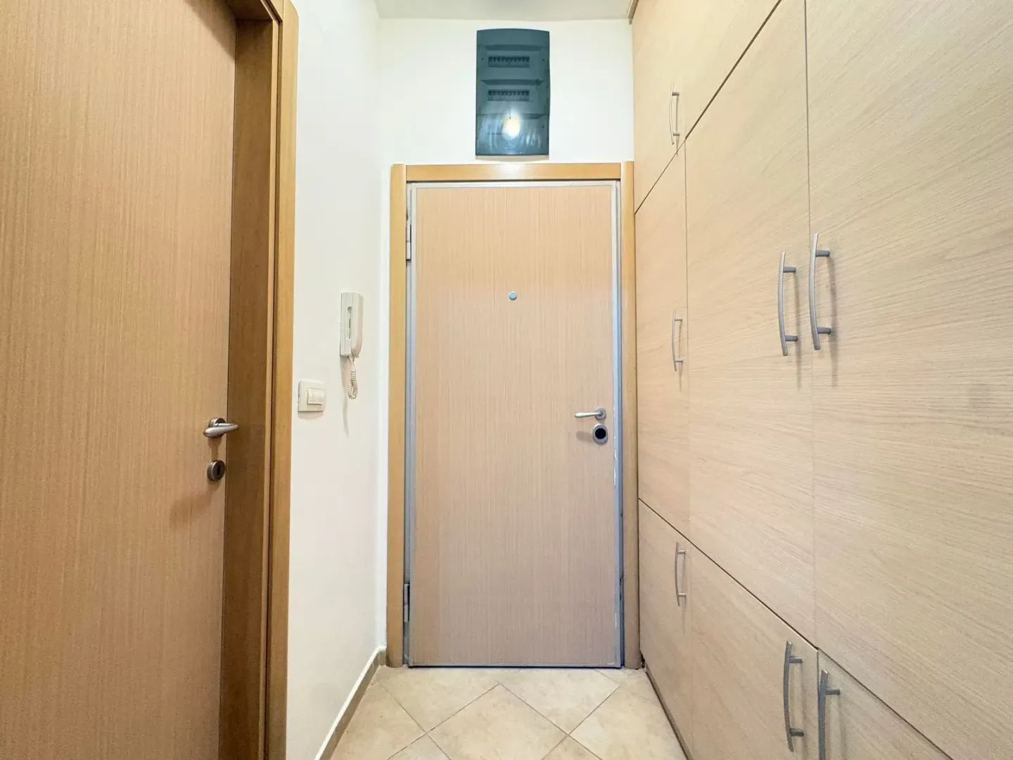 Izdavanje, jednosoban stan, 40m², Zabjelo, Podgorica
