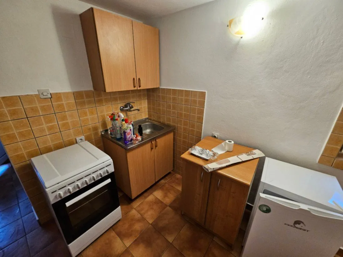 Izdavanje, kuća, 40m², Polje, Bar