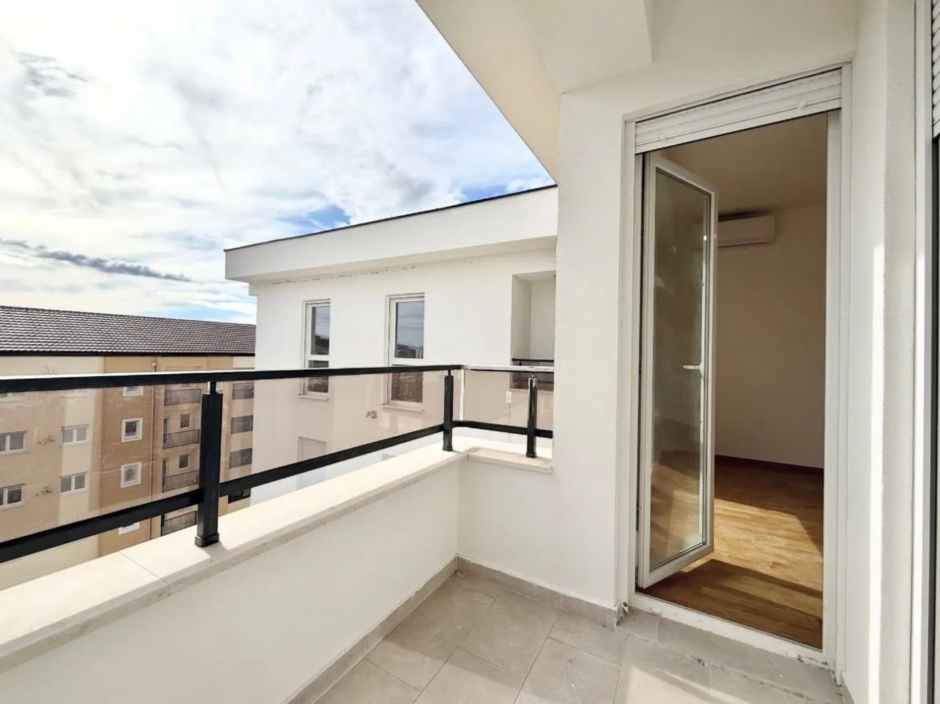 Prodaja, jednosoban stan, 45m², Zabjelo, Podgorica