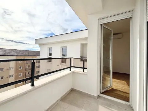 Sale, one bedroom apartment, 45m², Zabjelo, Podgorica - image 13