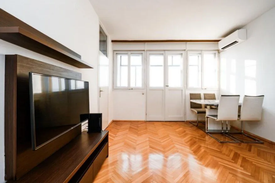 Prodaja, dvosoban stan, 68m², Gintaš, Podgorica