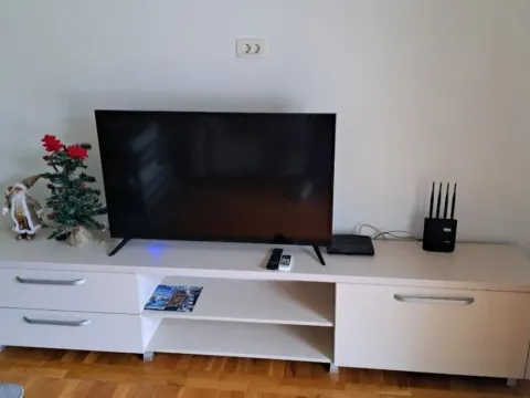 Izdavanje, dvosoban stan, 80m², Pržno, Budva - image 13