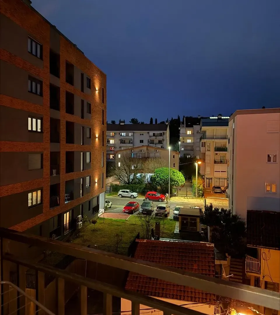Prodaja, jednosoban stan, 44m², Vezirov Most, Podgorica