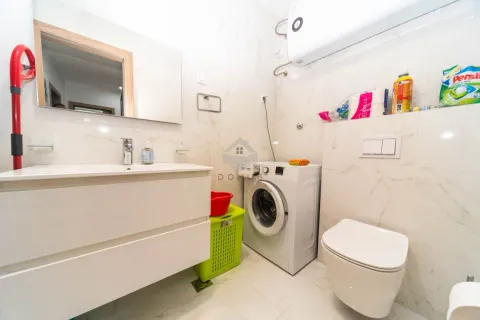 Izdavanje, dvosoban stan, 75m², Master Kvart, Podgorica - image 6