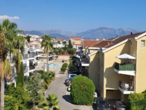 Rent, one bedroom apartment, 45m², Đenovići, Herceg Novi - image 7