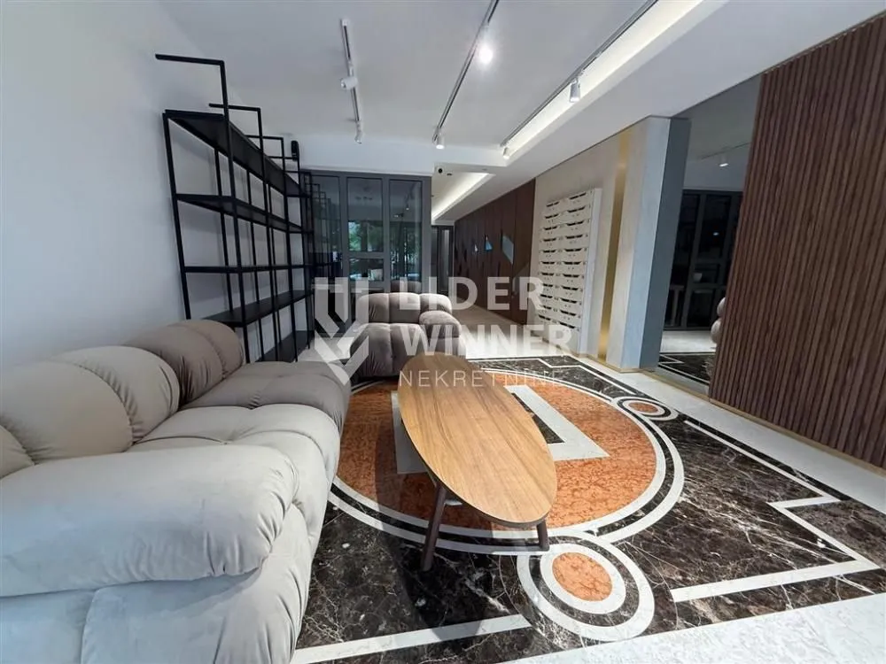Sale, four bedroom apartment, 125m², Autokomanda, Voždovac Sve Podlokacije