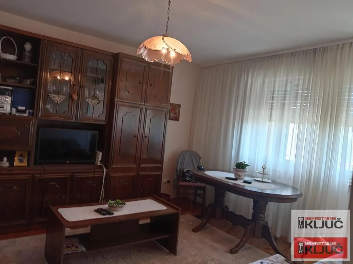 Prodaja, trosoban stan, 71m², Kej, Novi Sad Sve Podlokacije