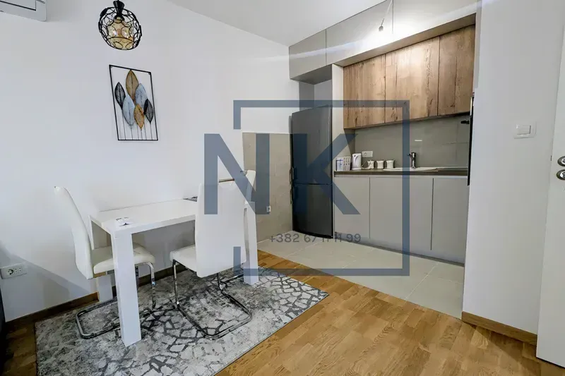 Prodaja, jednosoban stan, 44m², Pobrežje, Podgorica