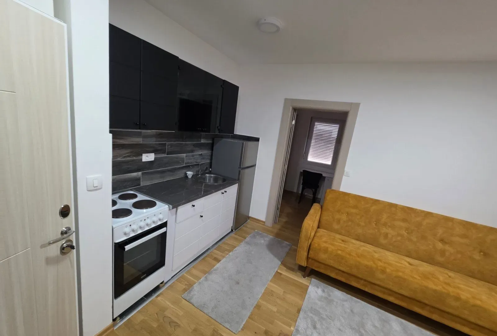 Rent, one bedroom apartment, 36m², Budva okolina, Budva