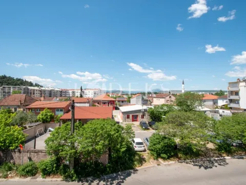 Izdavanje, garsonjera, 30m², Stara Varoš, Podgorica - image 6