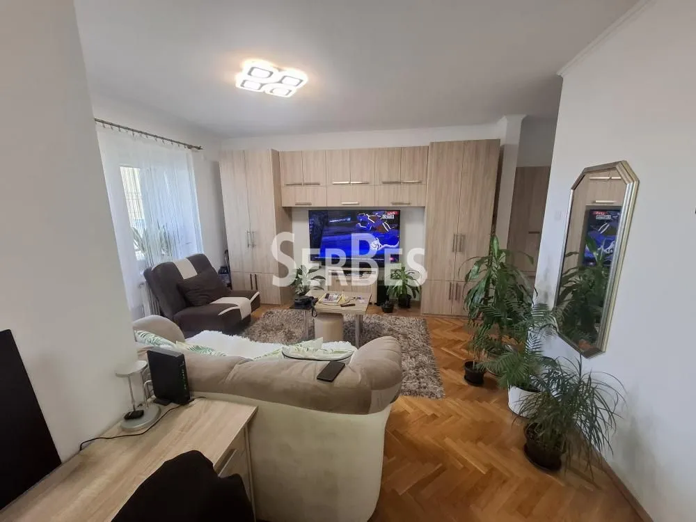Rent, two bedroom apartment, 44m², Grbavica, Novi Sad Sve Podlokacije