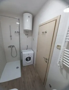 Rent, one bedroom apartment, 50m², City Kvart, Podgorica - image 2