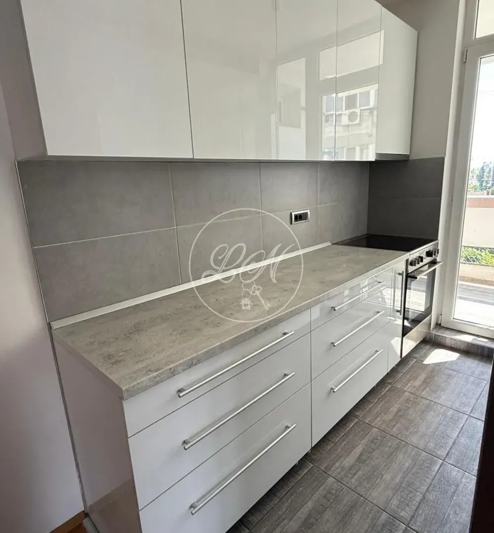 Prodaja, dvosoban stan, 62m², Zemun Sve Podlokacije, Beograd